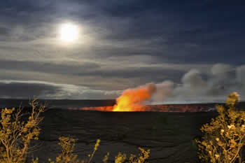 Halema‘uma‘u Crater, Big Island. Photo by Ethan Tweedie.